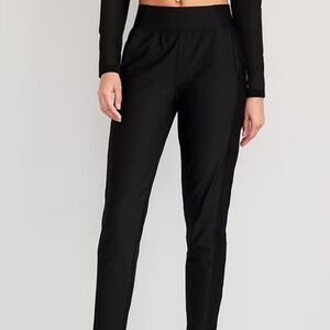 Old Navy High-Waisted Powersoft Go Dry Tapered Pants - Black, XL